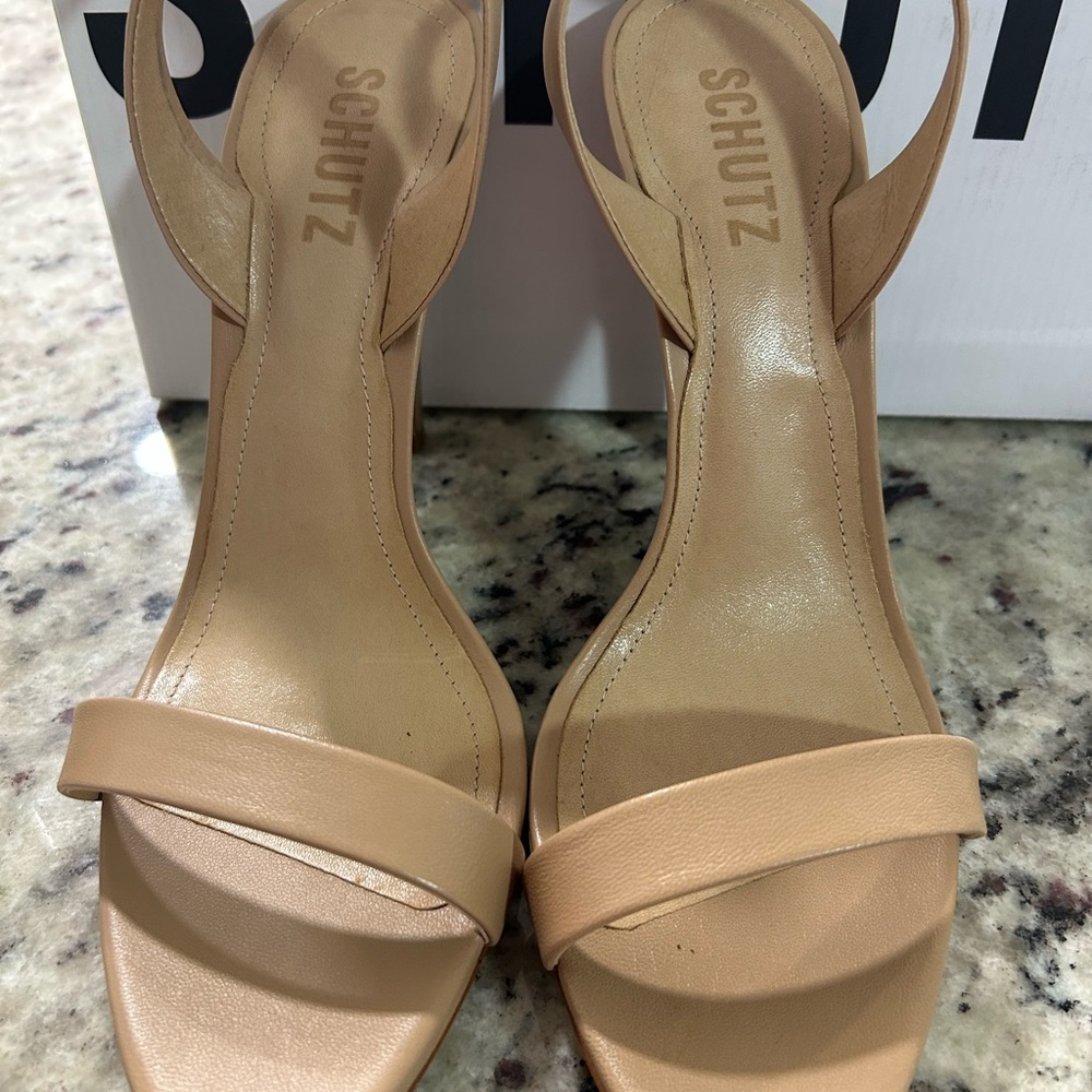 SCHUTZ Women's Beige Sandals